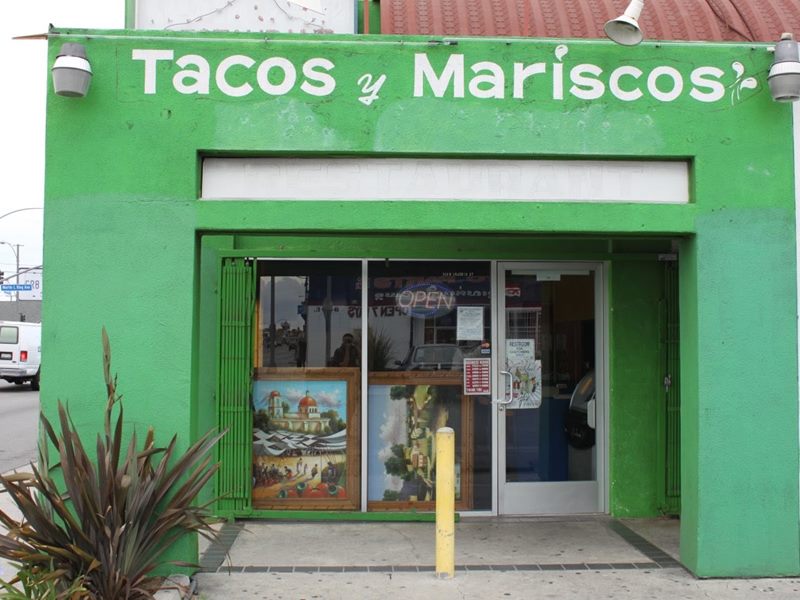 Tacos Y Mariscos La Fuente exterior
